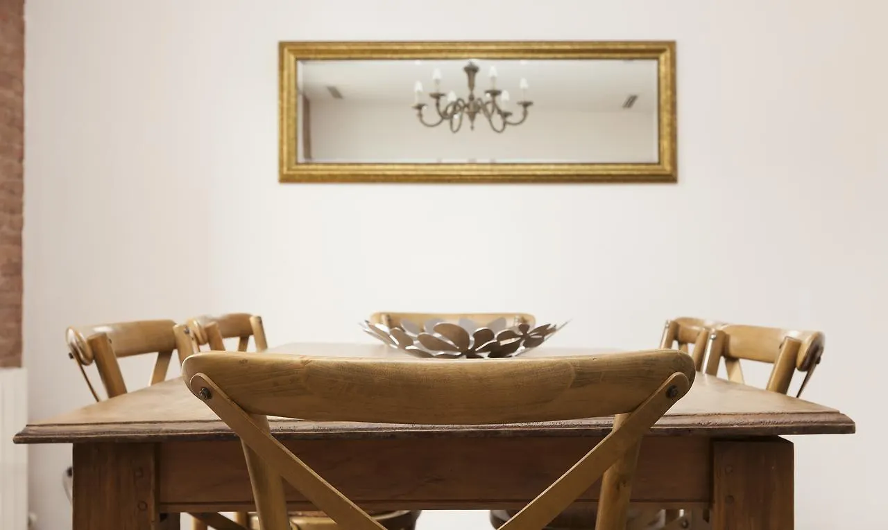 Akira Flats Roger De Flor Chic Apartment Barcelona Espanha